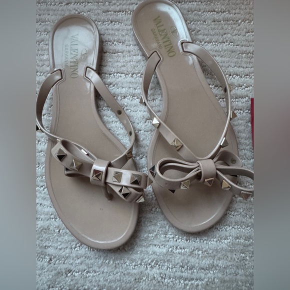 Valentino Rockstud Black Bow Jelly Thong Sandal Flip Flop Size 37
